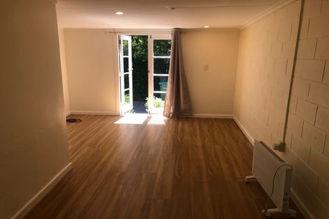 Photo of property in 3/138 Rangatira Road, Beach Haven, Auckland, 0626