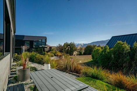 Photo of property in 7 Polperro Court, Jacks Point, Queenstown, 9371