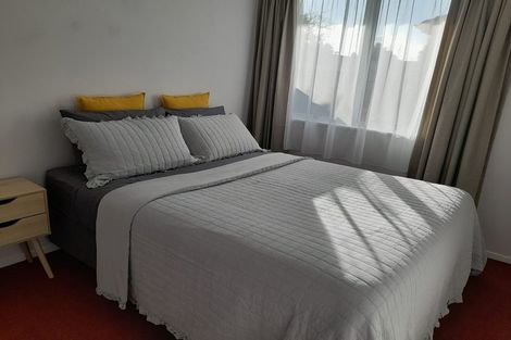 Photo of property in 1/2 Trigg Crescent, Taradale, Napier, 4112