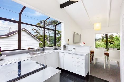 Photo of property in 1/104a Manuka Road, Bayview, Auckland, 0629