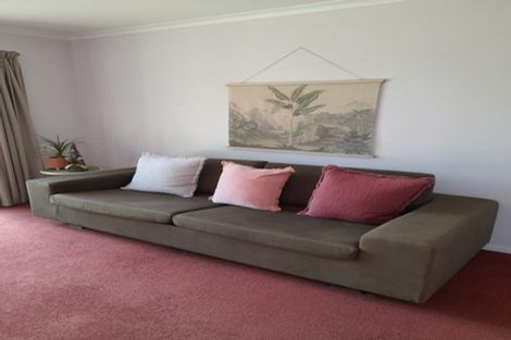 Photo of property in 1/2 Trigg Crescent, Taradale, Napier, 4112