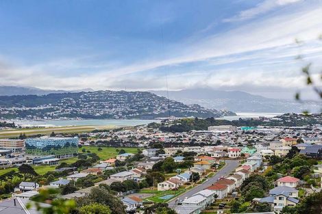 Photo of property in 31 Ahuriri Street, Strathmore Park, Wellington, 6022