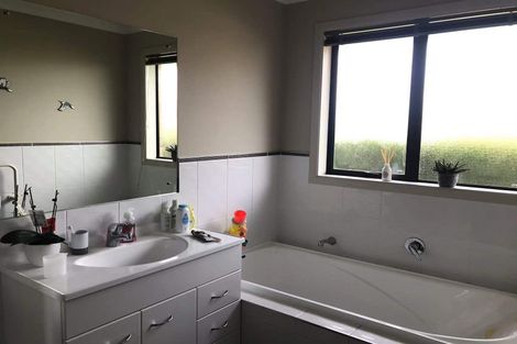 Photo of property in 21 Santiago Place, Flagstaff, Hamilton, 3210