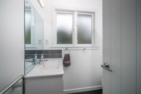 Photo of property in 17 Colac Street, Avondale, Christchurch, 8061