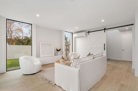 Photo of property in 17b Kirkwood Avenue, Upper Riccarton, Christchurch, 8041