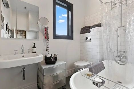 Photo of property in 304b Tinakori Road, Thorndon, Wellington, 6011