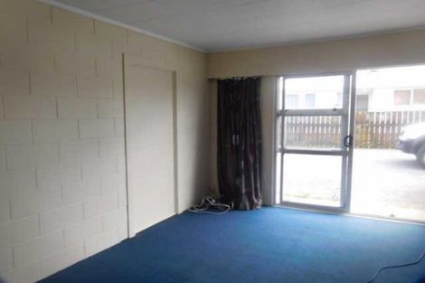 Photo of property in 9a Aubrey Street, Waitara, 4320