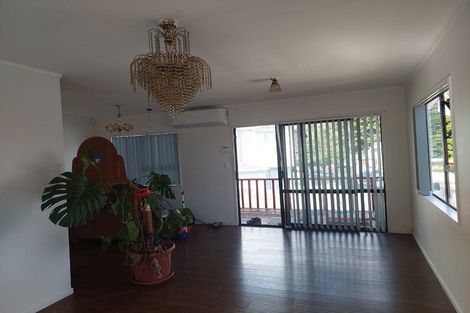 Photo of property in 42 Everglade Drive, Goodwood Heights, Auckland, 2105