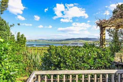 Photo of property in 10 Edge Street, Onerahi, Whangarei, 0110