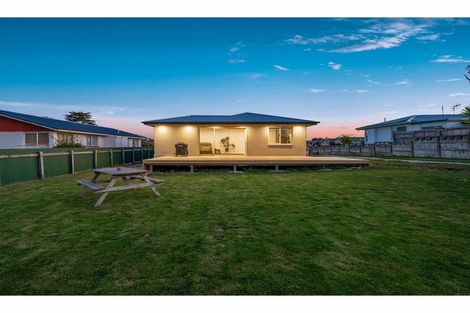 Photo of property in 86 Mcquarrie Street, Kingswell, Invercargill, 9812