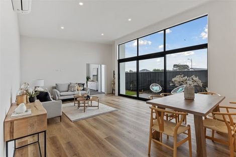 Photo of property in 10 Burkett Street, Marshland, Christchurch, 8051