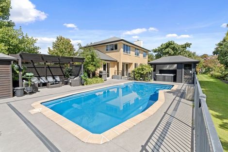 Photo of property in 14 Roderick Alleyn Lane, Papanui, Christchurch, 8052