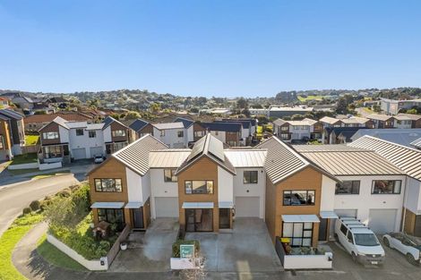 Photo of property in 3 Seafarer Crescent, Stanmore Bay, Whangaparaoa, 0932