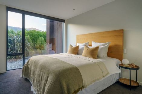 Photo of property in 73 West Meadows Drive, Wanaka, 9305