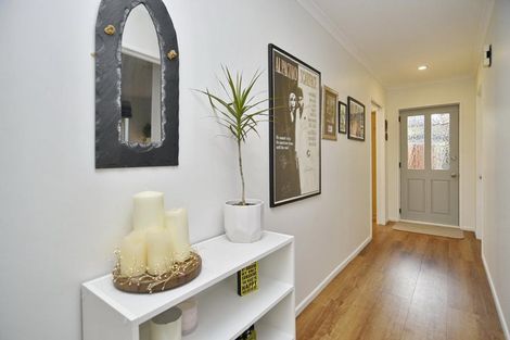 Photo of property in 2/50 Dunedin Street, Redwood, Christchurch, 8051