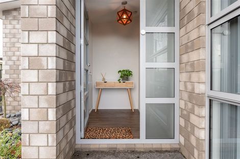 Photo of property in 16 Teatree Close, Huntington, Hamilton, 3210