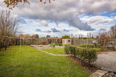 Photo of property in 110 Main North Road, Woodend, 7610