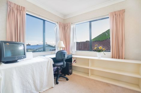 Photo of property in 7a Putini Road, Mangere Bridge, Auckland, 2022