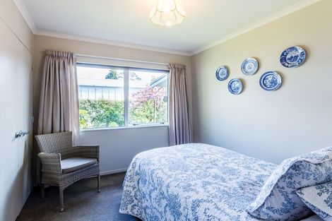 Photo of property in 2 Sam Meads Way, Greytown, 5712