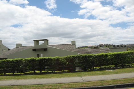 Photo of property in 175 Gulf Harbour Drive, Gulf Harbour, Whangaparaoa, 0930