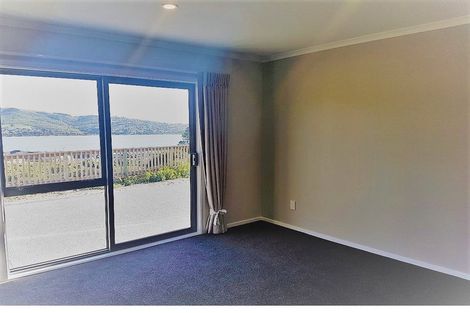 Photo of property in 2 Waitaria Terrace, Aotea, Porirua, 5024