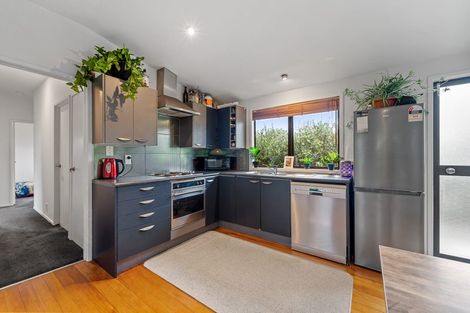 Photo of property in 43b Vipond Road, Stanmore Bay, Whangaparaoa, 0932