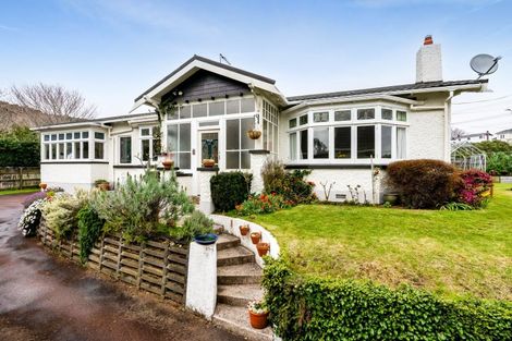 Photo of property in 35 Cameron Street, New Plymouth, 4310