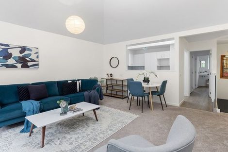 Photo of property in 15 Lawson Place, Mount Victoria, Wellington, 6011