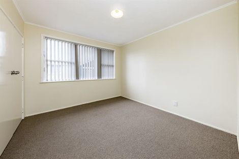 Photo of property in 136 Chichester Drive, Rosehill, Papakura, 2113