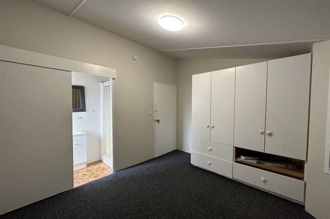 Photo of property in 123 Astley Avenue, New Lynn, Auckland, 0600