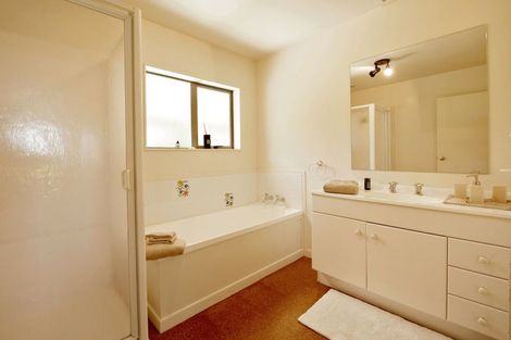 Photo of property in 106a Manawaora Road, Russell, 0272