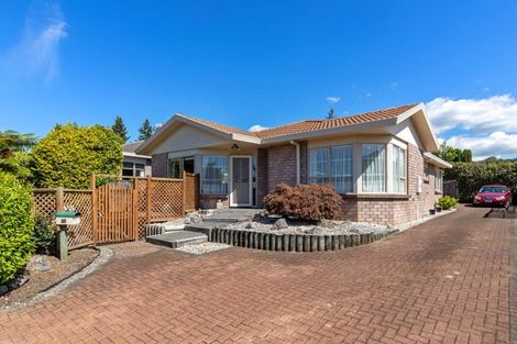 Photo of property in 74 Tawavale Street, Pukehangi, Rotorua, 3015