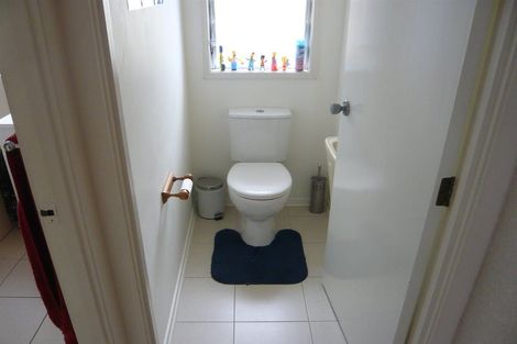 Photo of property in 1/17 Dunraven Place, Torbay, Auckland, 0630