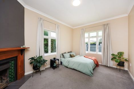 Photo of property in 17 Knowles Street, Terrace End, Palmerston North, 4410