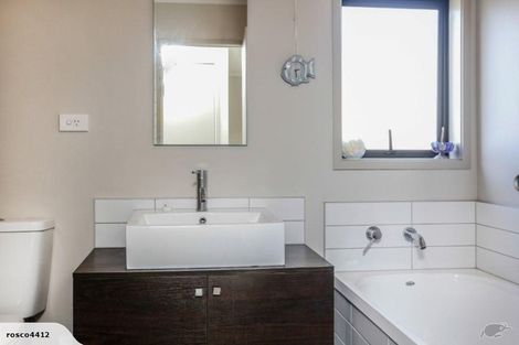 Photo of property in St Claire Village, 9/172 Mcleod Road, Te Atatu South, Auckland, 0610