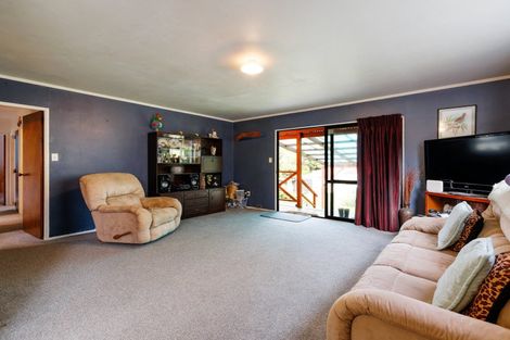 Photo of property in 48 Main Road, Raglan, 3225
