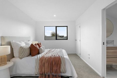 Photo of property in 106 Rattray Street, Riccarton, Christchurch, 8041