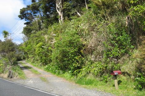 Photo of property in 293 Forest Road, Waiatarua, Auckland, 0612