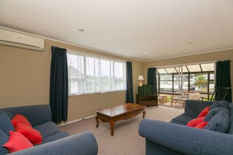 Photo of property in 45 Cumberland Street, Merrilands, New Plymouth, 4312
