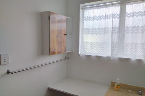 Photo of property in 1/10 Ropiha Street, Fitzroy, New Plymouth, 4312