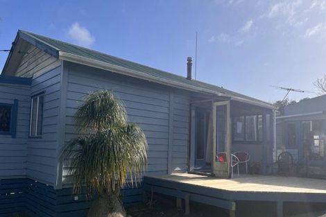 Photo of property in 110 Ngatawhiti Road, Te Kopuru, 0391