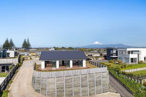 Photo of property in 9a Impact Avenue, Bell Block, New Plymouth, 4312