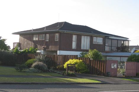 Photo of property in 26 Porritt Avenue, Chatswood, Auckland, 0626