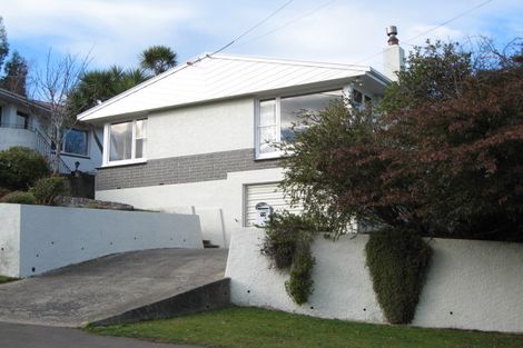 Photo of property in 4 Calypso Place, Rothesay Bay, Auckland, 0630