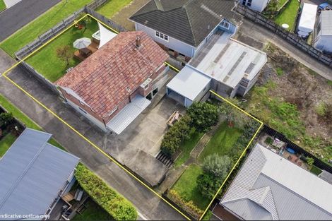 Photo of property in 1/30 Howe Street, Howick, Auckland, 2014