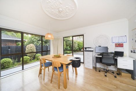 Photo of property in 104 Waterloo Crescent, Hokowhitu, Palmerston North, 4410