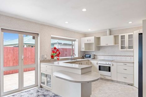 Photo of property in 8 Cole Lane, Milson, Palmerston North, 4414