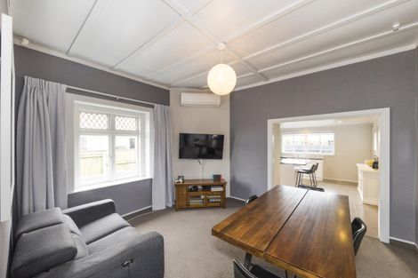 Photo of property in 126 Heretaunga Street, Palmerston North, 4414