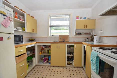Photo of property in 44 Wyndham Street, Carterton, 5713