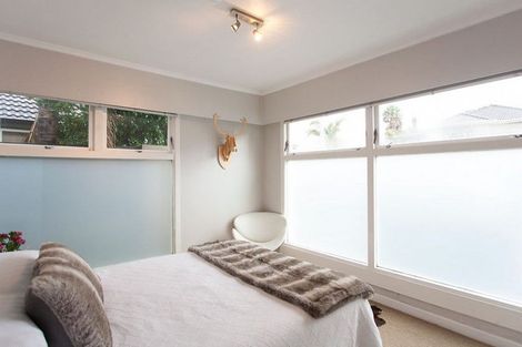 Photo of property in 1/2 Westwood Terrace, Saint Marys Bay, Auckland, 1011